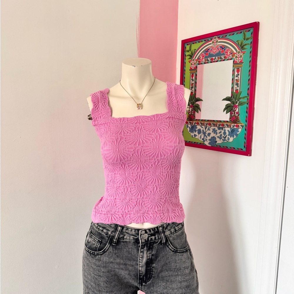 Pink Floral Details Stretchy Sleeveless Summer Top